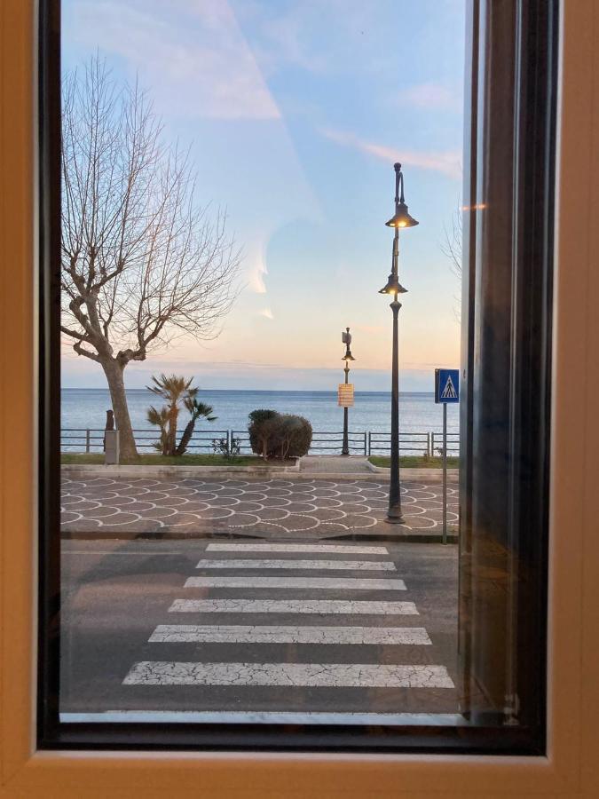 Una Finestra Sul Mare ไมยอรี ภายนอก รูปภาพ