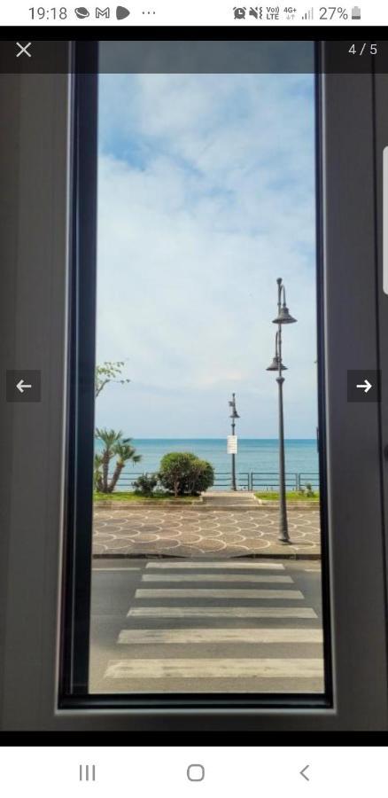Una Finestra Sul Mare ไมยอรี ภายนอก รูปภาพ